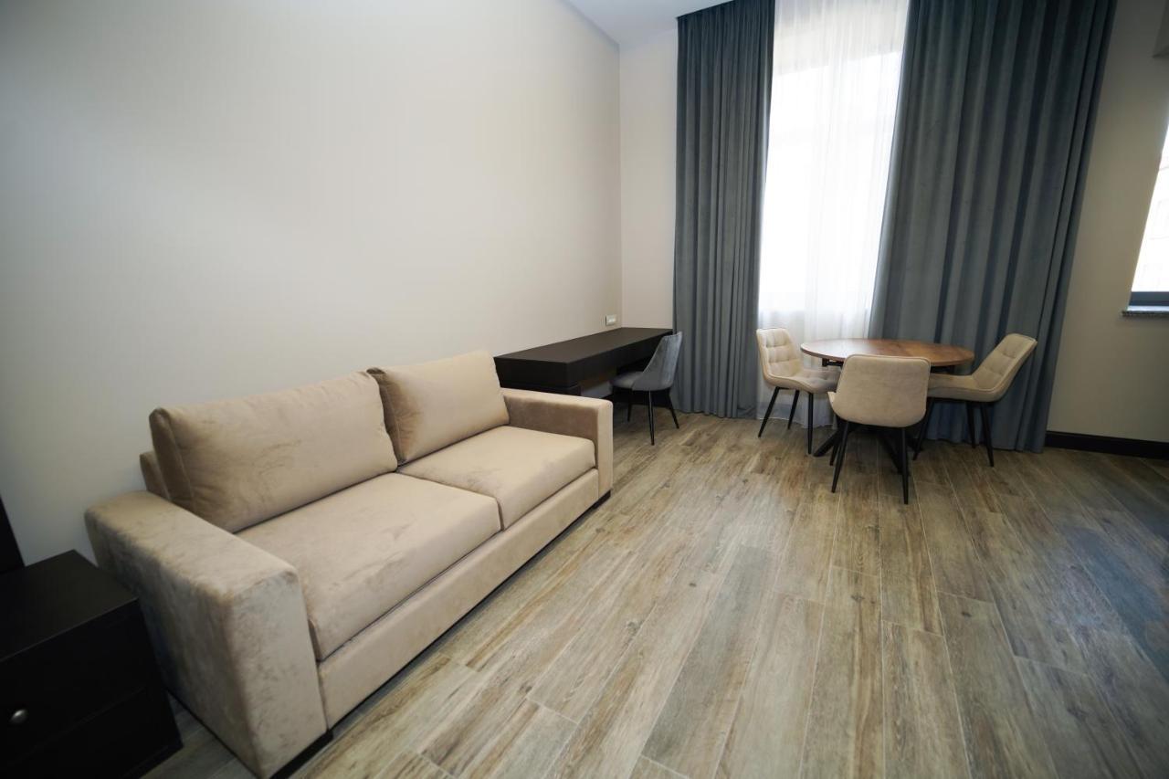 יירבאן Soho Hotel City Centre מראה חיצוני תמונה